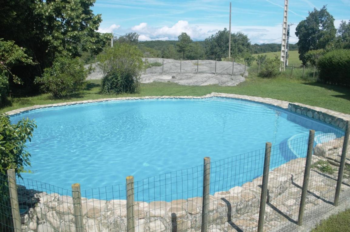 Masoveria la Roca Sagas Esterno foto
